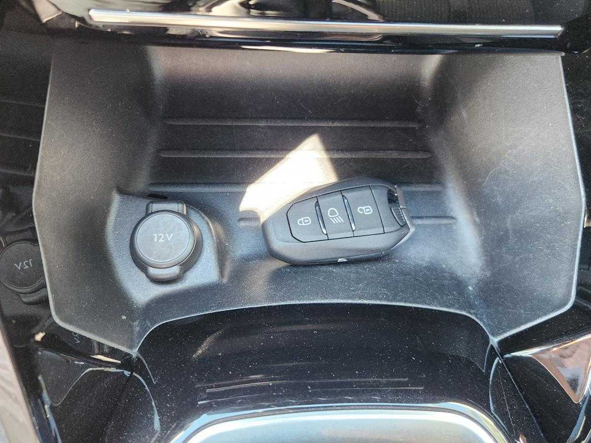 peugeot-208-2023-diesel-1499cc