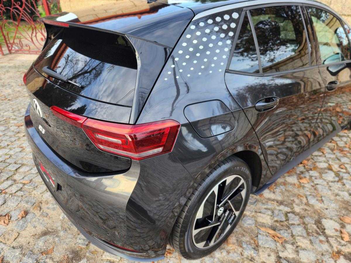 volkswagen-id-3-2021-eletrico-500cc