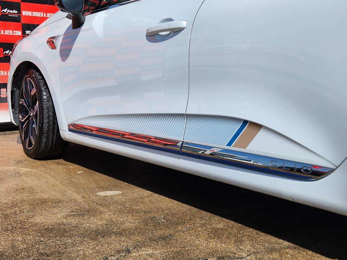 renault-clio-2020-hibrido-a-gasolina-1598cc