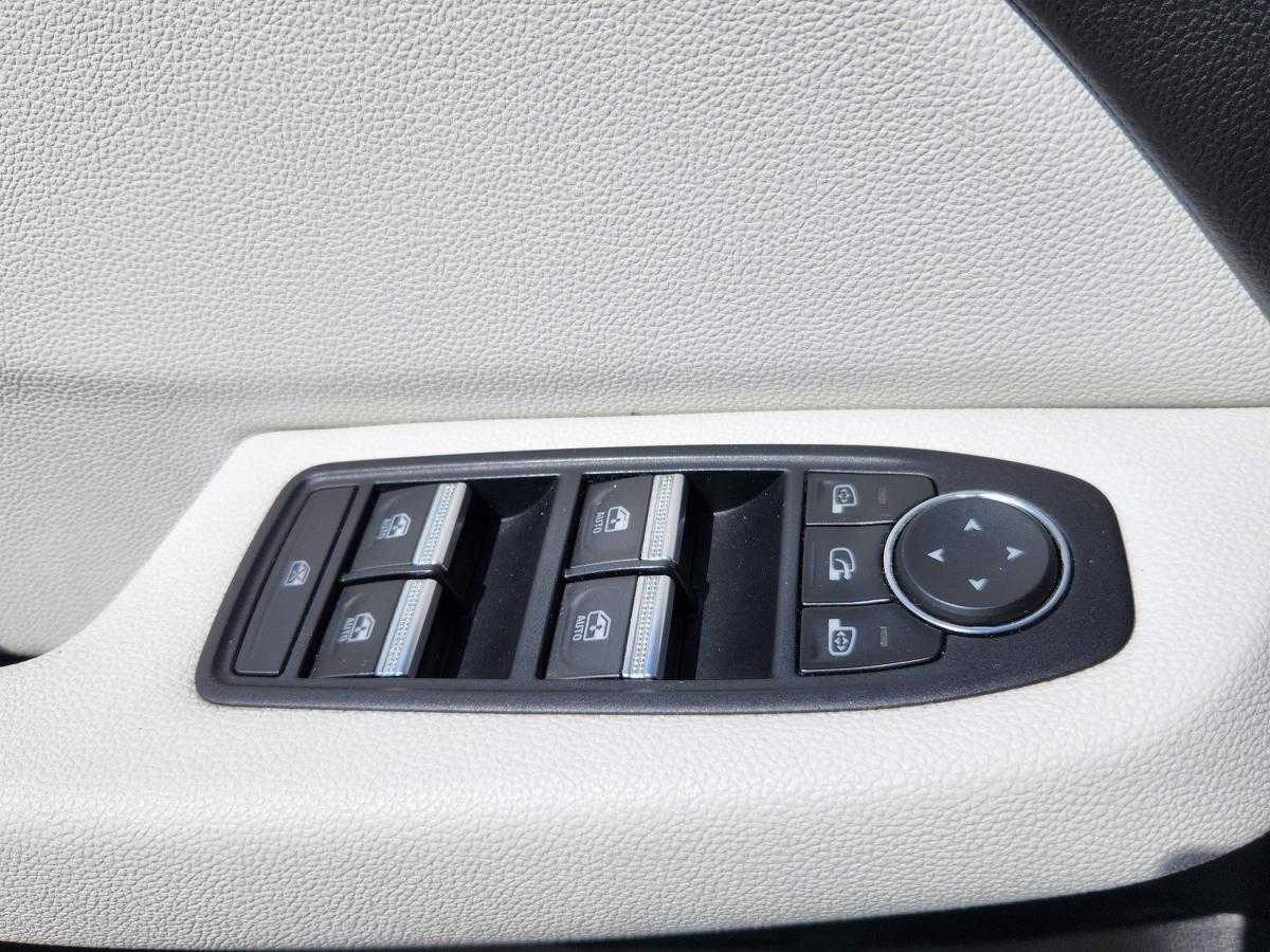 renault-clio-2020-hibrido-a-gasolina-1598cc