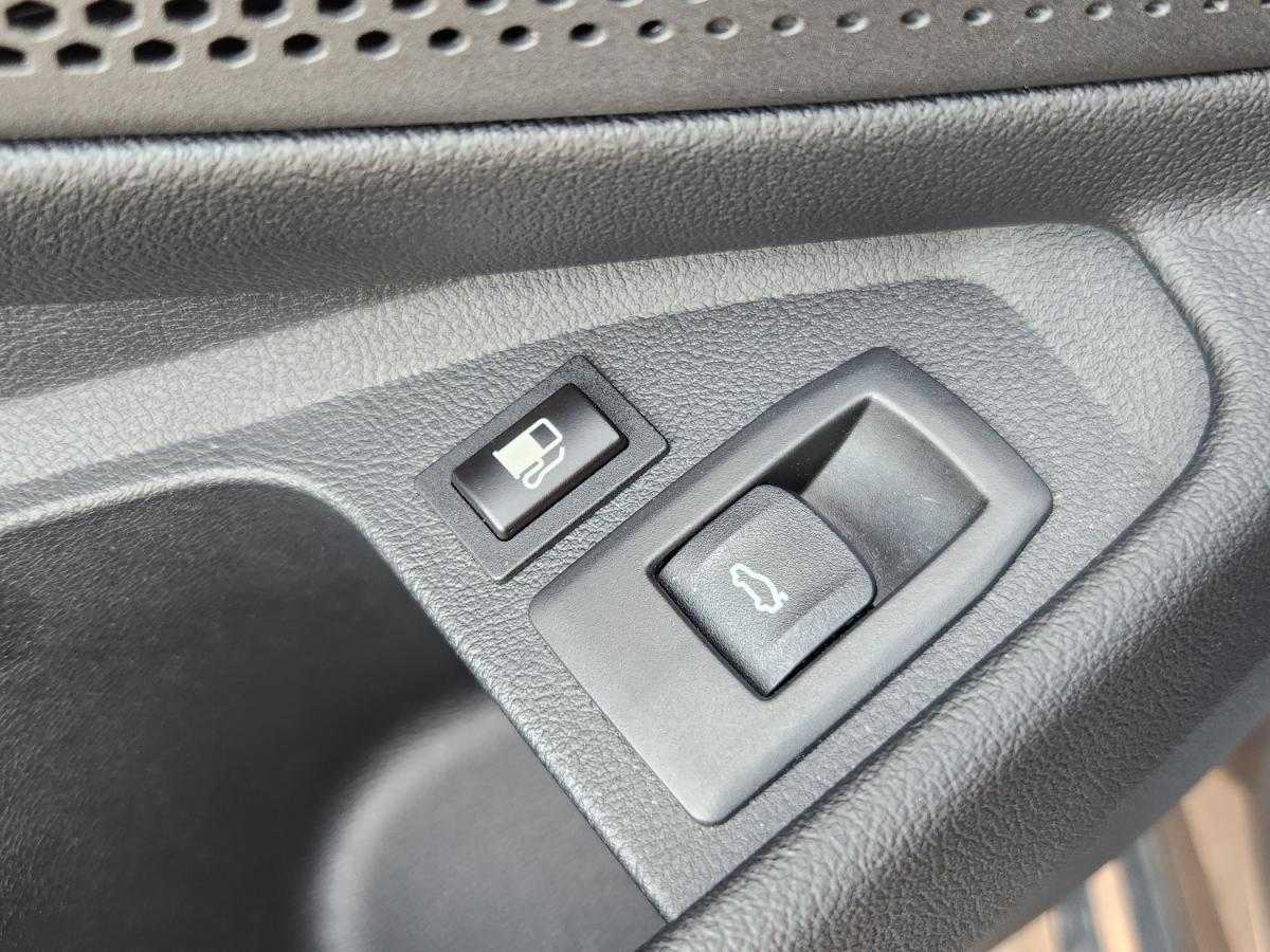 bmw-serie-3-2021-hibrido-a-gasolina-1998cc