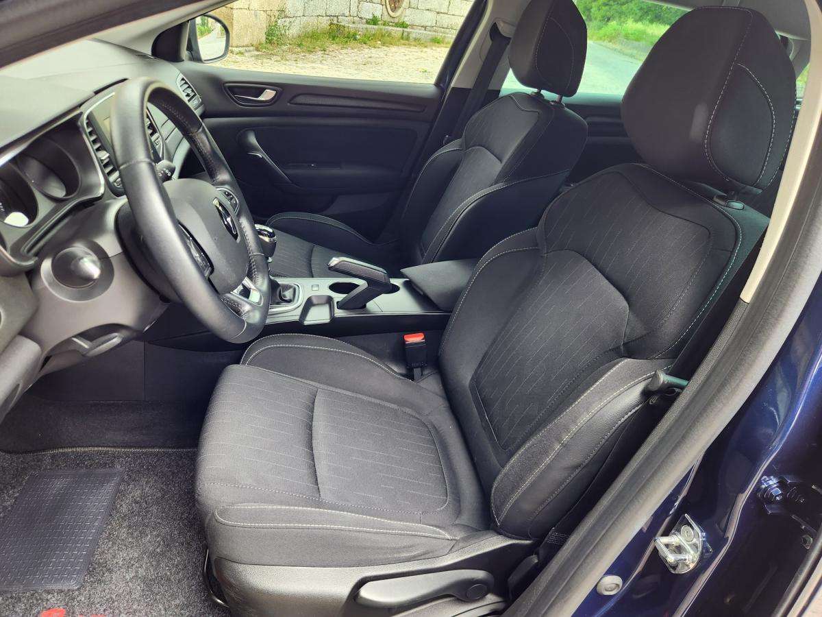 renault-megane-sport-tourer-2019-diesel-1461cc