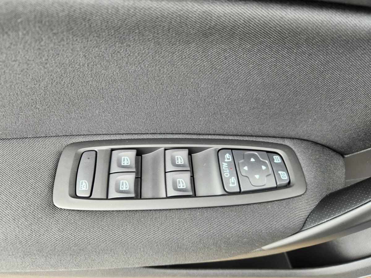 renault-megane-sport-tourer-2019-diesel-1461cc