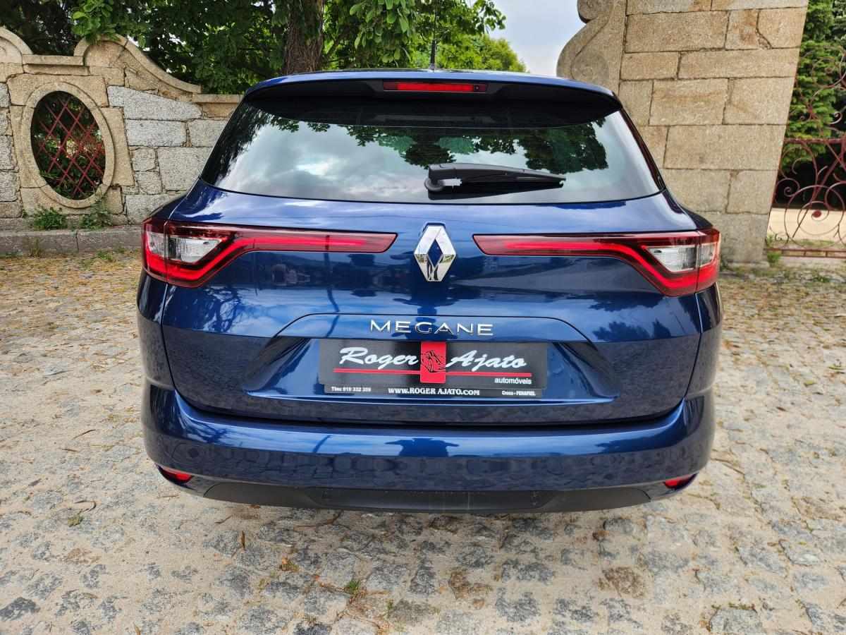renault-megane-sport-tourer-2019-diesel-1461cc