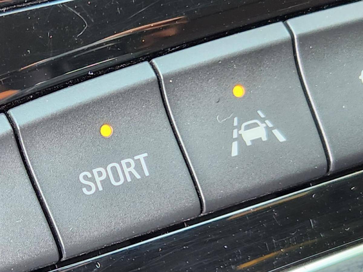 opel-astra-sport-tourer-2018-diesel-1598cc