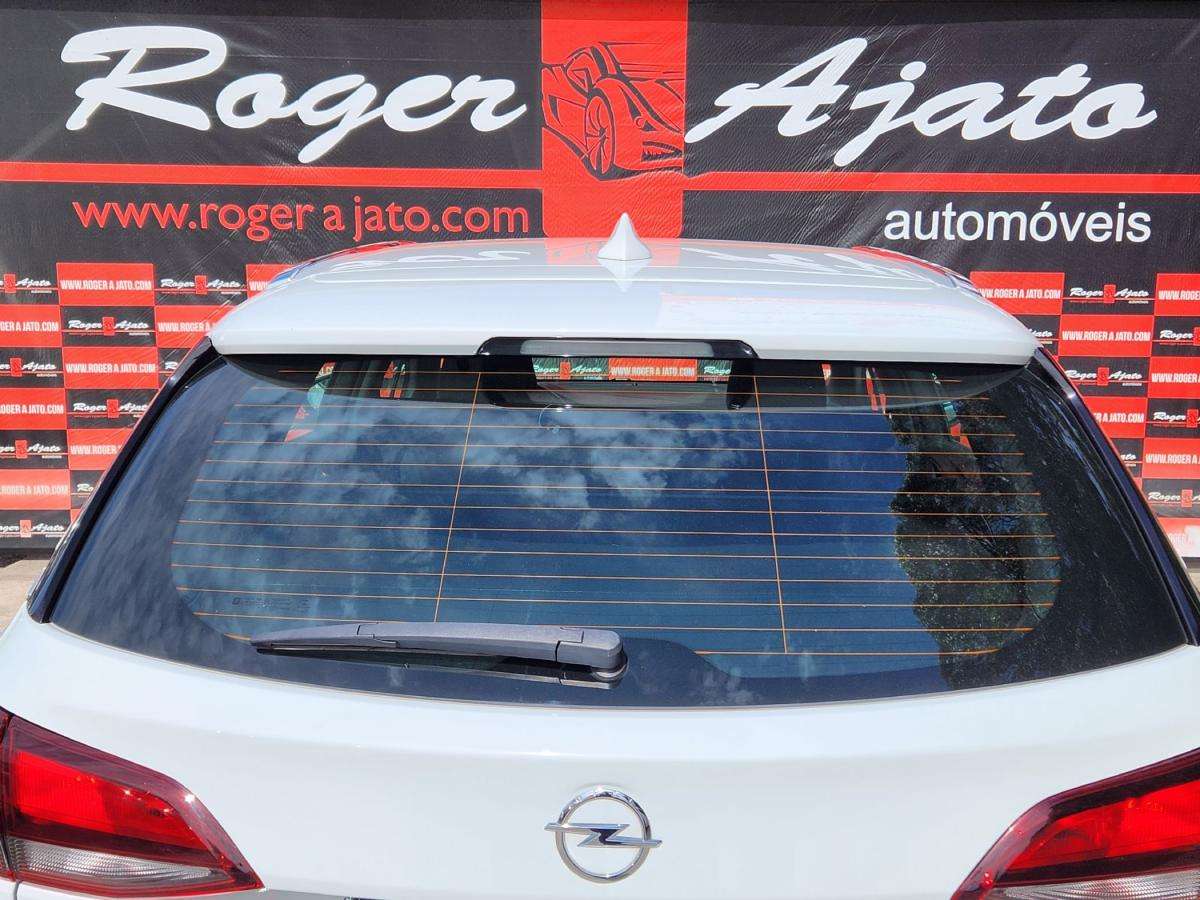 opel-astra-sport-tourer-2018-diesel-1598cc
