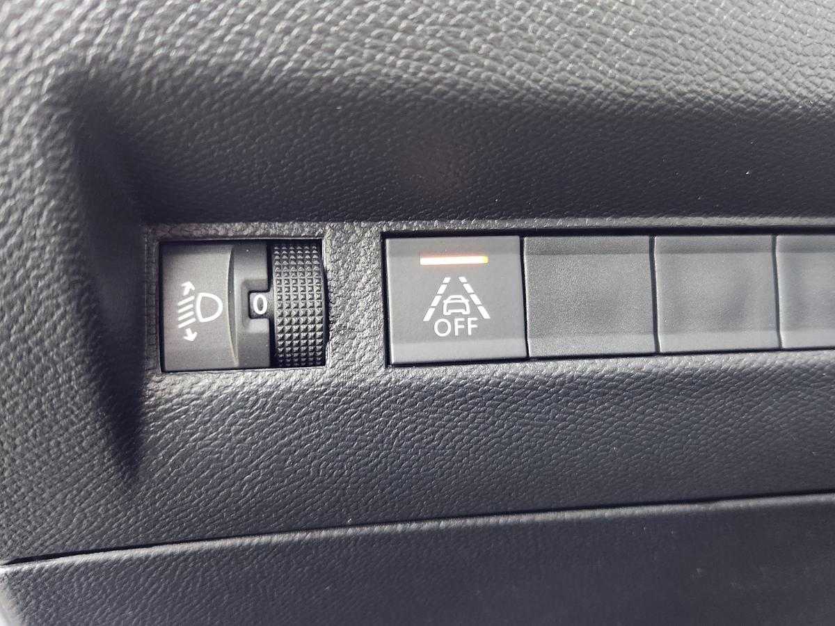 peugeot-2008-2021-diesel-1499cc