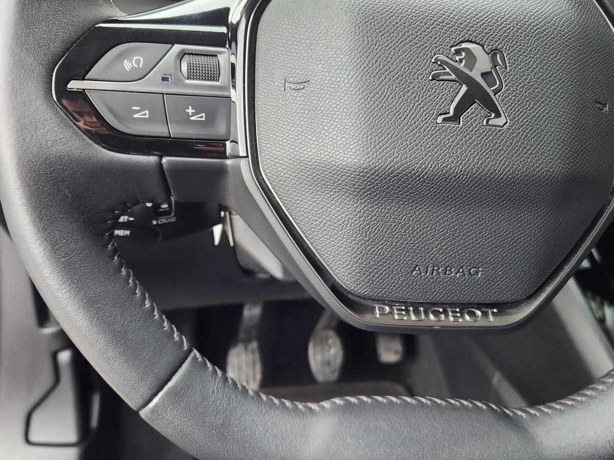 peugeot-2008-2021-diesel-1499cc