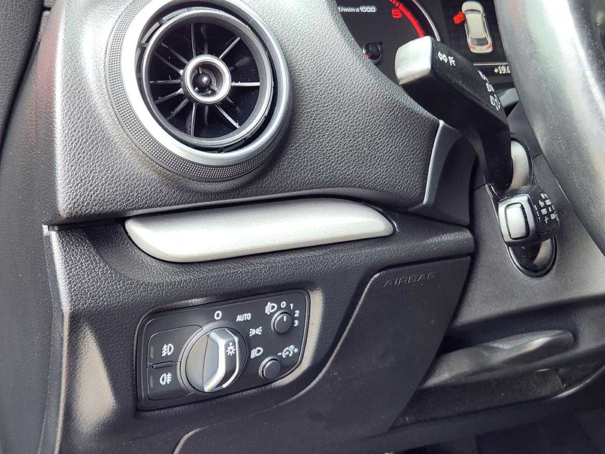 audi-a3-sportback-2016-diesel-1598cc