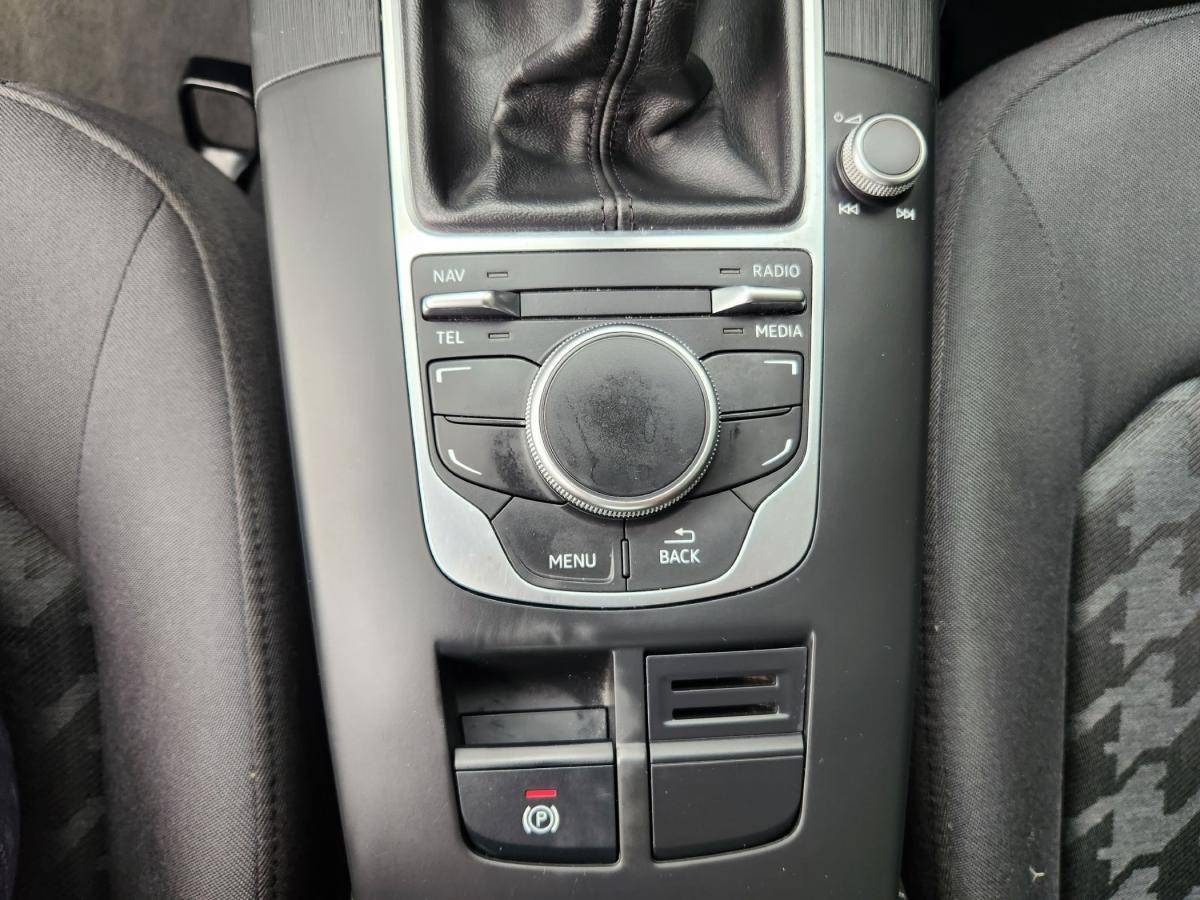 audi-a3-sportback-2016-diesel-1598cc