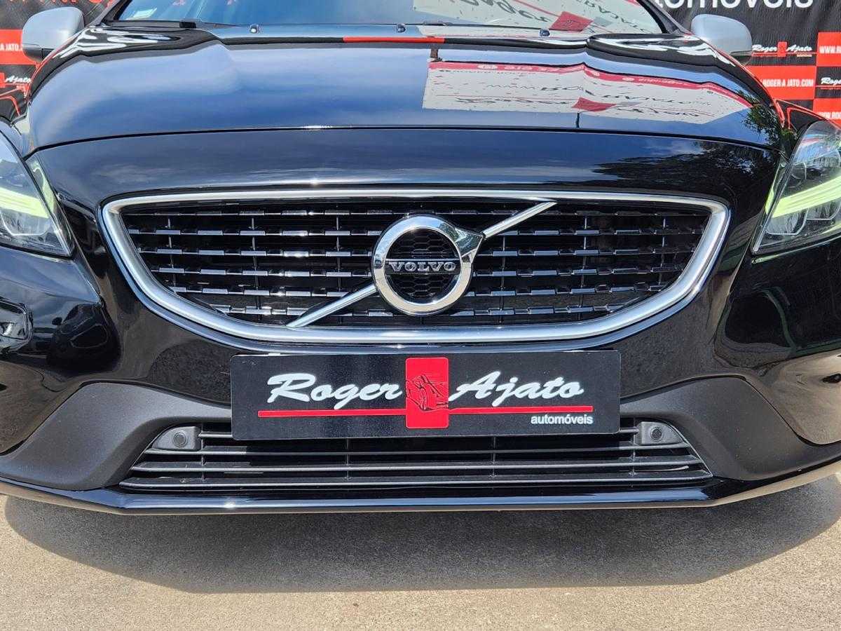 volvo-v40-2018-diesel-1969cc