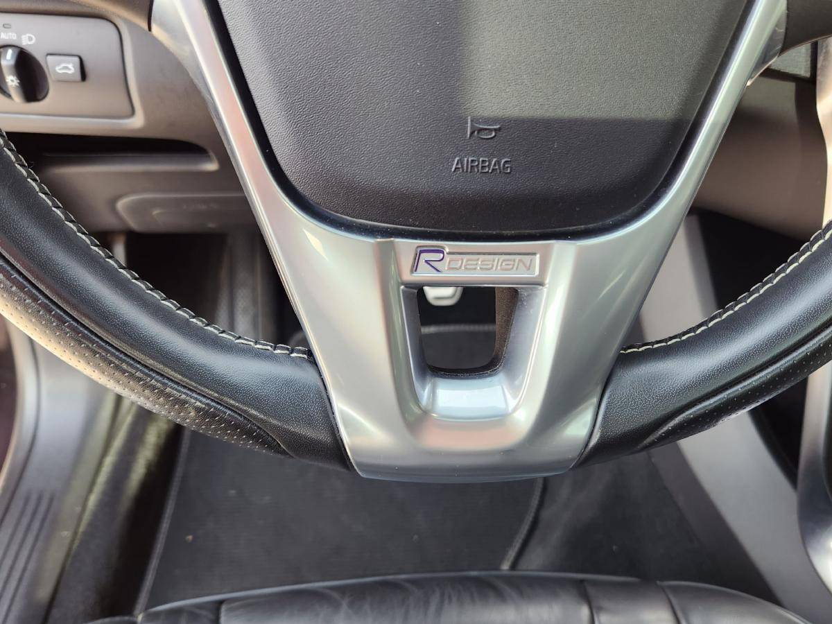 volvo-v40-2018-diesel-1969cc