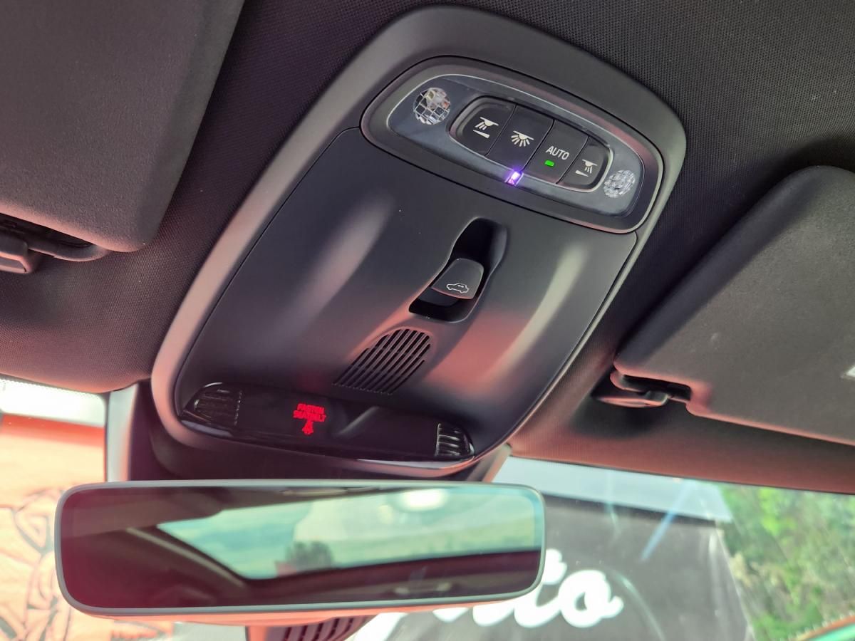 volvo-v40-2018-diesel-1969cc