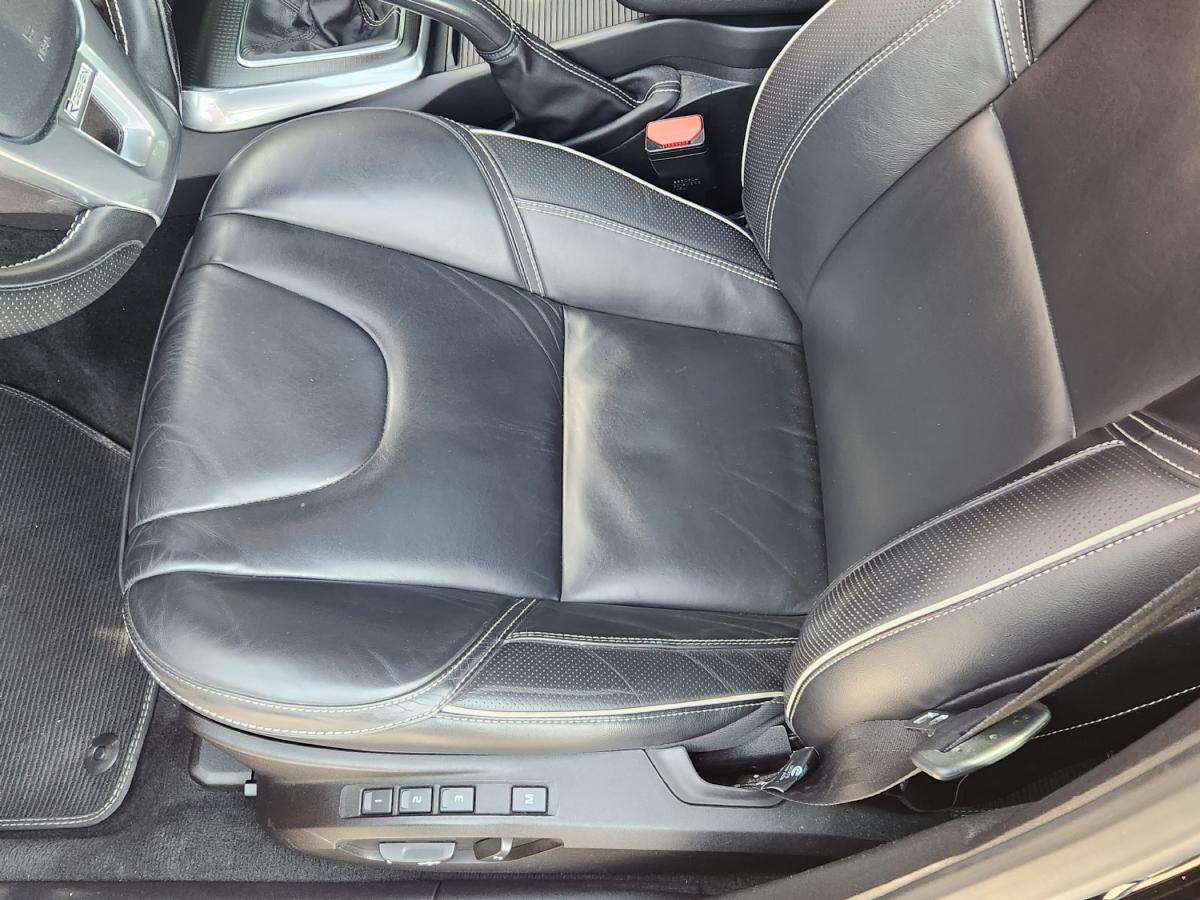 volvo-v40-2018-diesel-1969cc