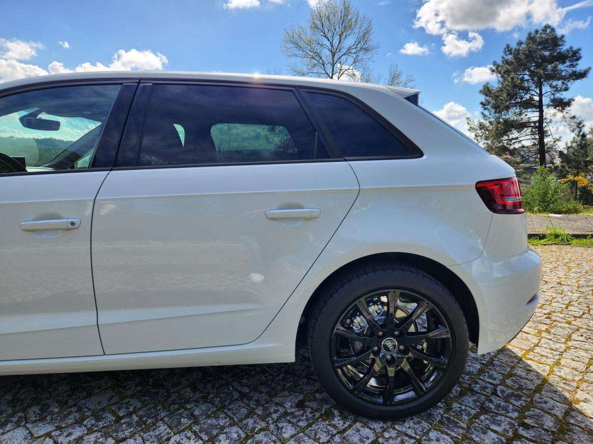 audi-a3-sportback-2019-diesel-1598cc