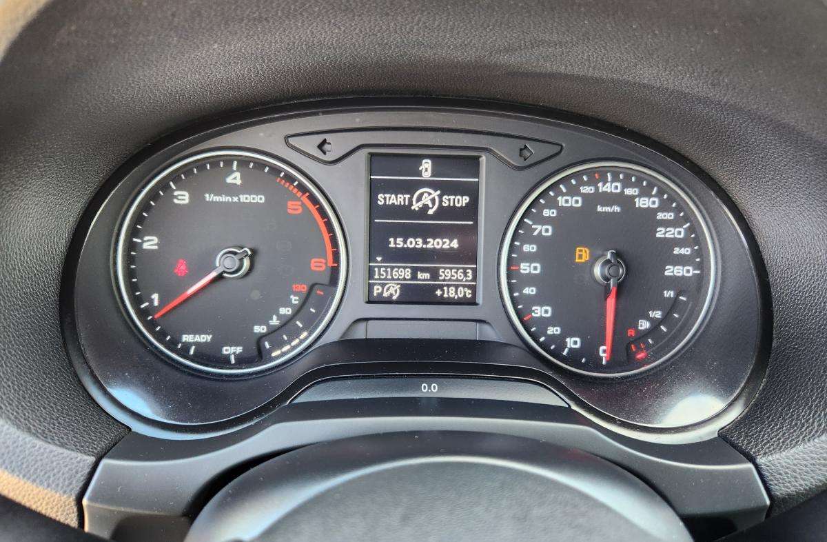 audi-a3-sportback-2019-diesel-1598cc