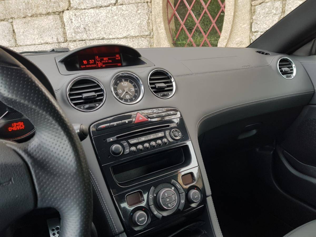 peugeot-rcz-2013-gasolina-1598cc