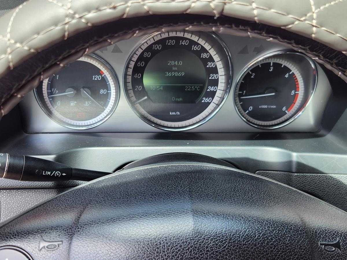 mercedes-benz-classe-c-2009-diesel-2143cc