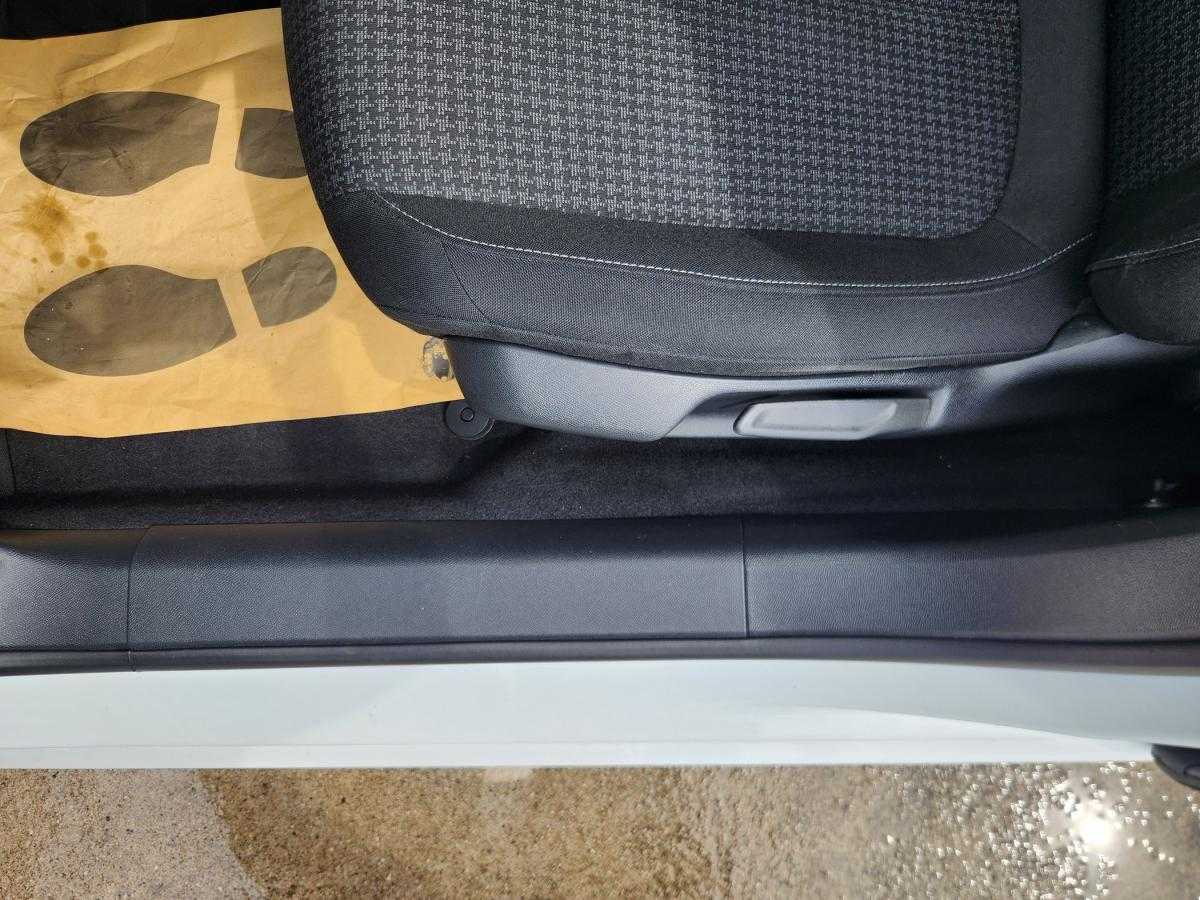 peugeot-308-2019-diesel-1499cc