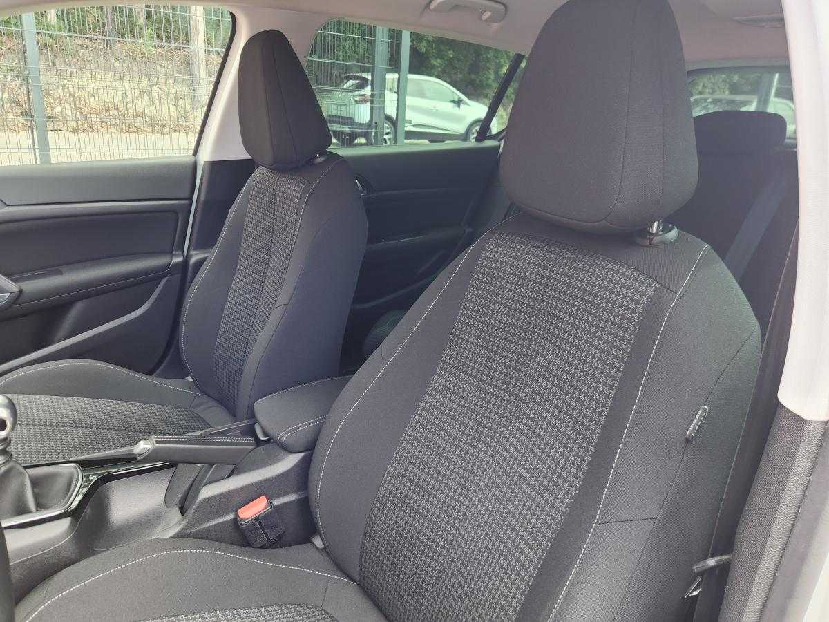 peugeot-308-2019-diesel-1499cc
