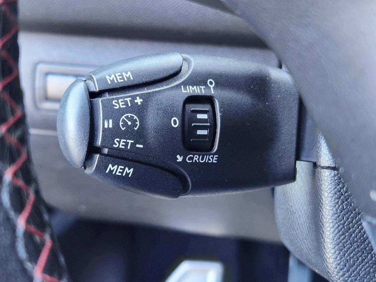 peugeot-308-sw-2018-diesel-1499cc