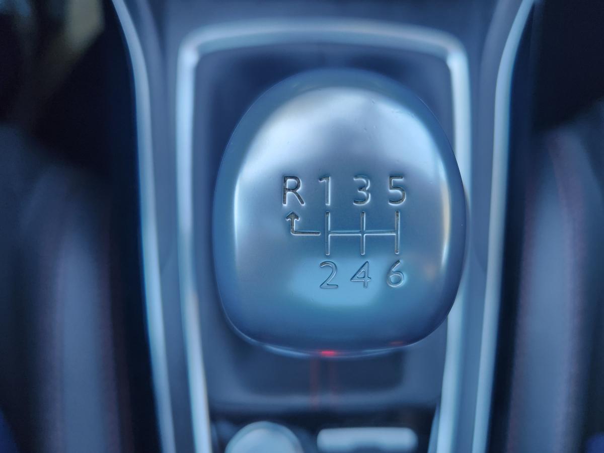 peugeot-308-sw-2018-diesel-1499cc