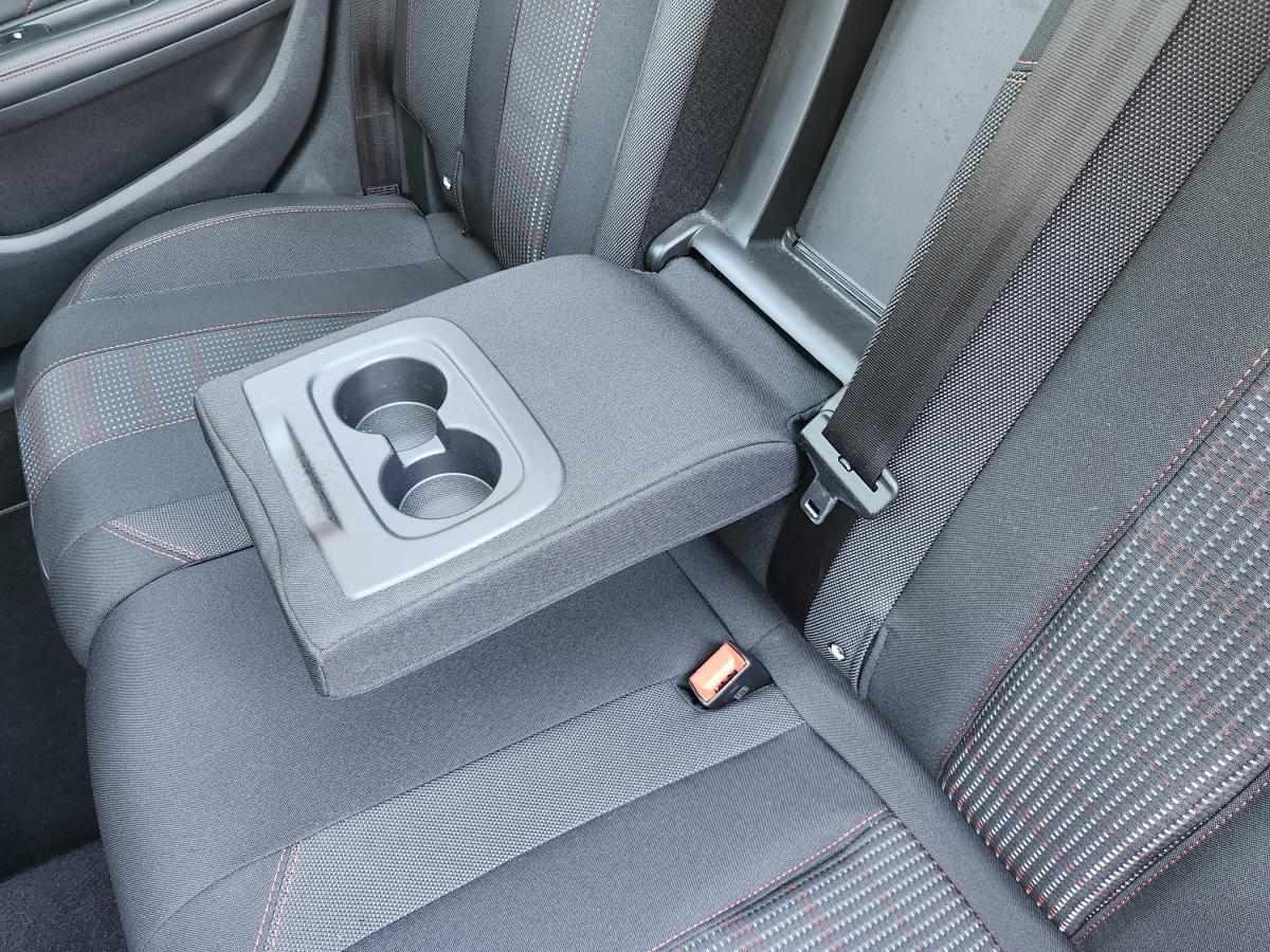 peugeot-308-sw-2018-diesel-1499cc
