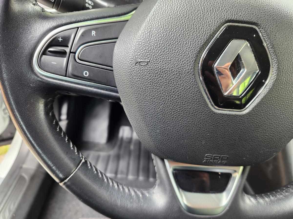 renault-megane-sport-tourer-2017-diesel-1461cc