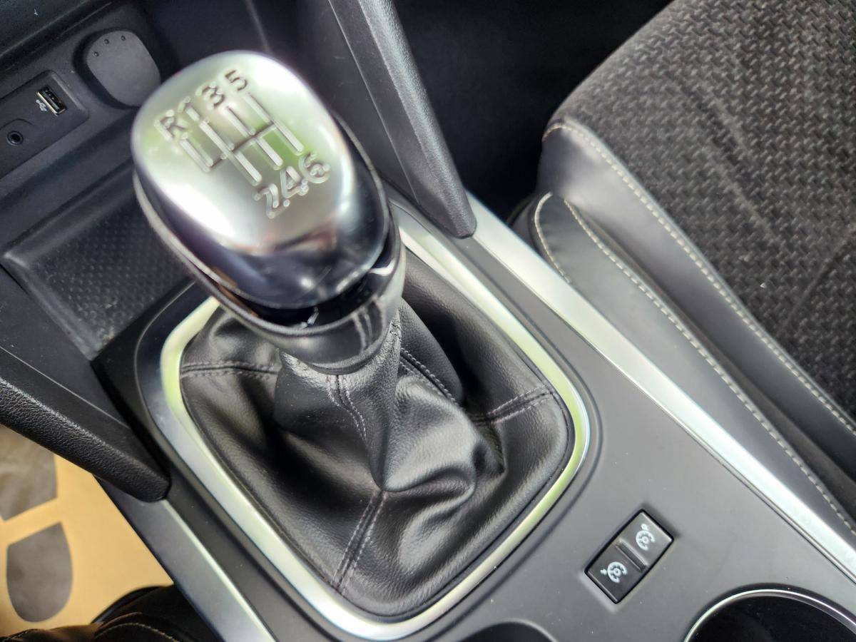 renault-megane-sport-tourer-2017-diesel-1461cc