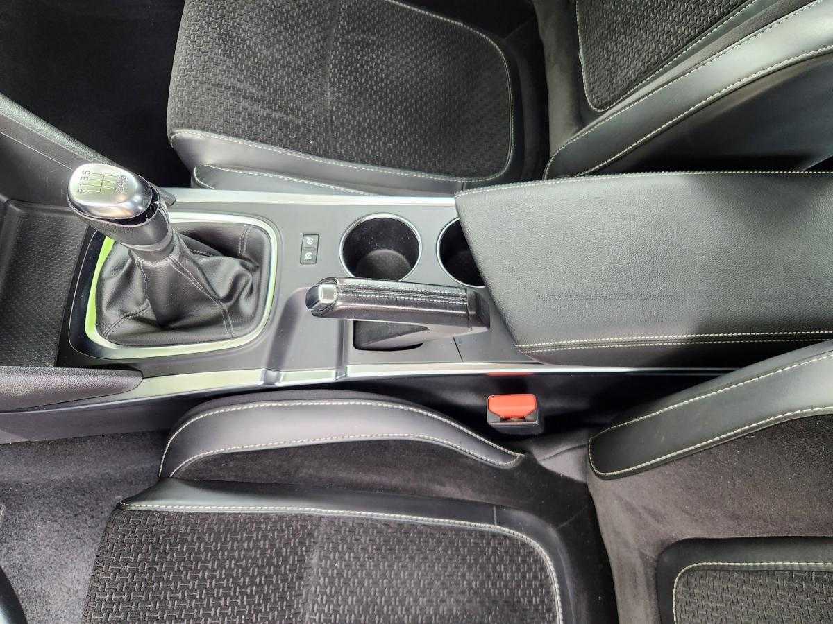 renault-megane-sport-tourer-2017-diesel-1461cc