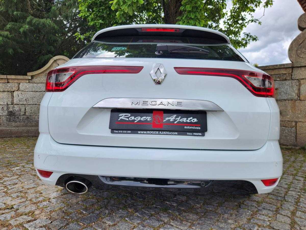 renault-megane-sport-tourer-2017-diesel-1461cc