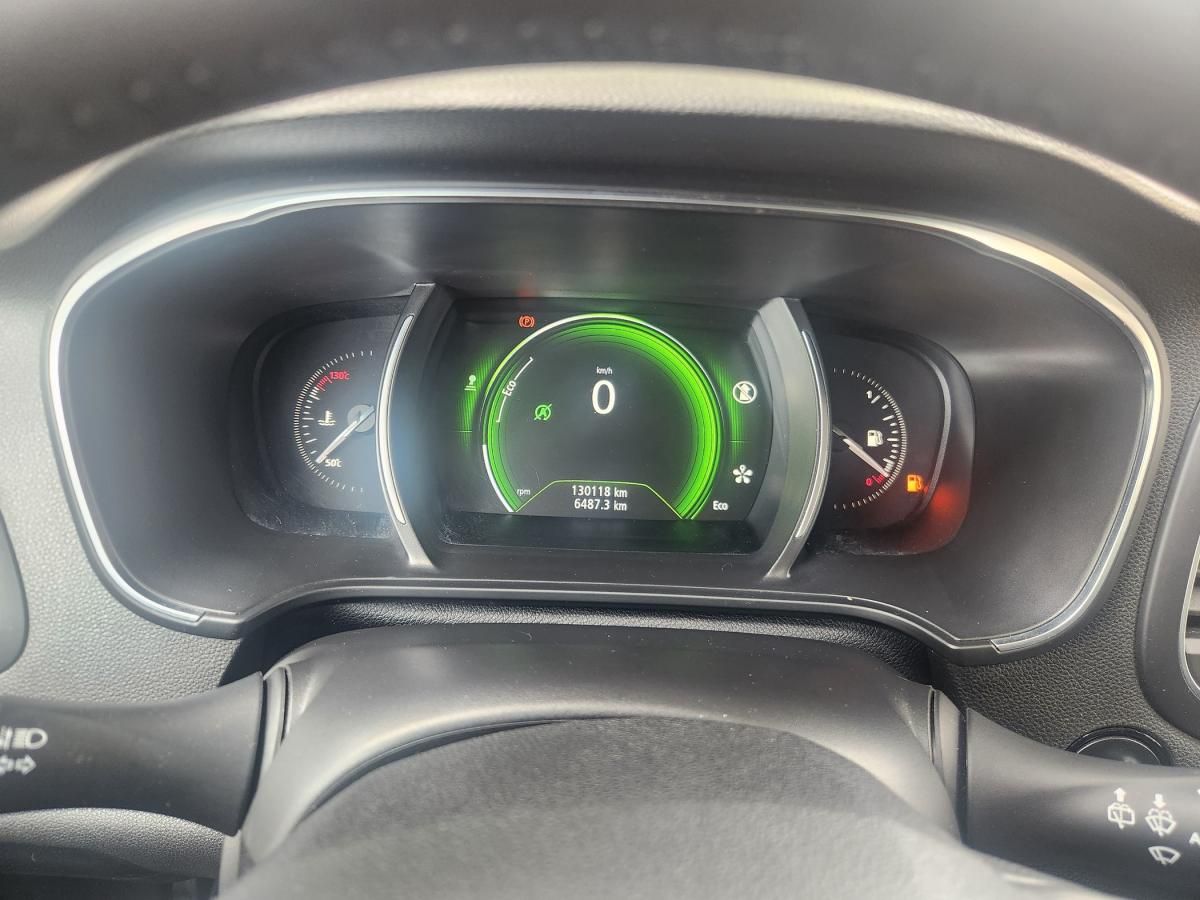 renault-megane-sport-tourer-2017-diesel-1461cc