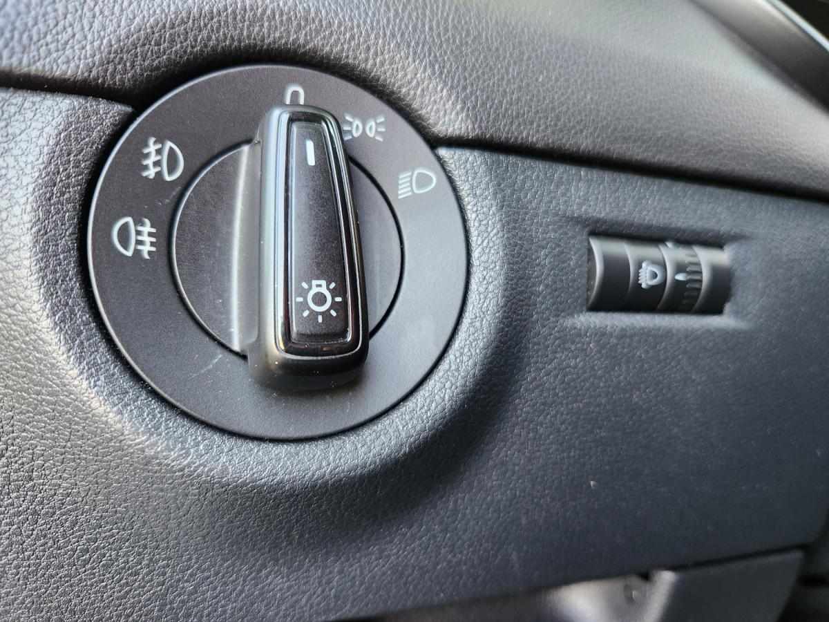 skoda-octavia-break-2014-diesel-1598cc