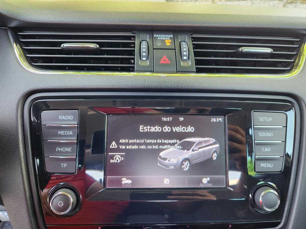 skoda-octavia-break-2014-diesel-1598cc