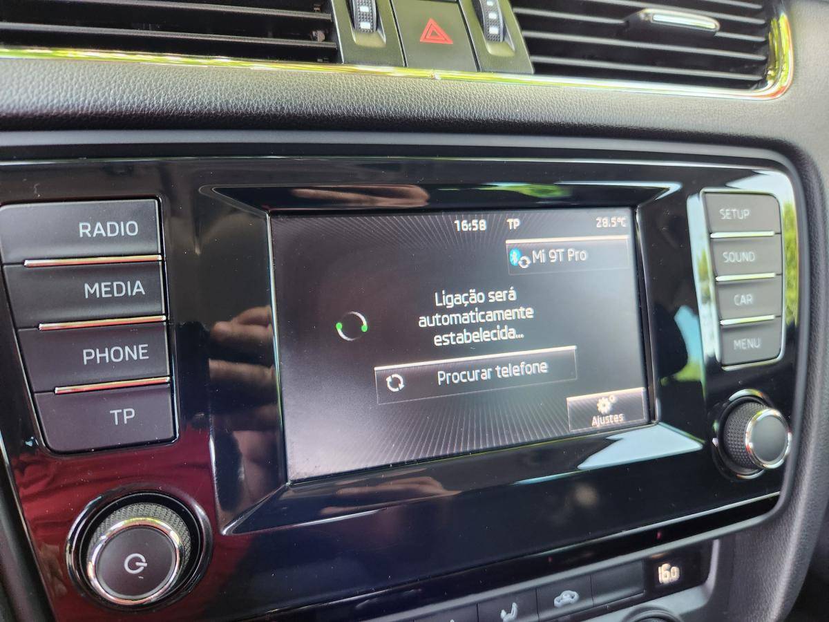 skoda-octavia-break-2014-diesel-1598cc