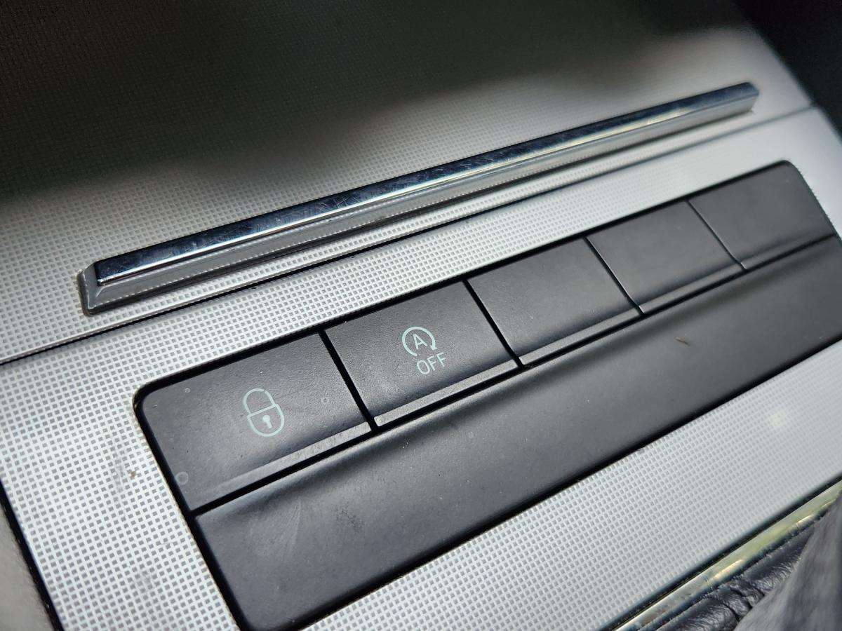skoda-octavia-break-2014-diesel-1598cc