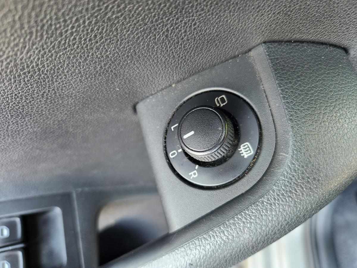 skoda-octavia-break-2014-diesel-1598cc
