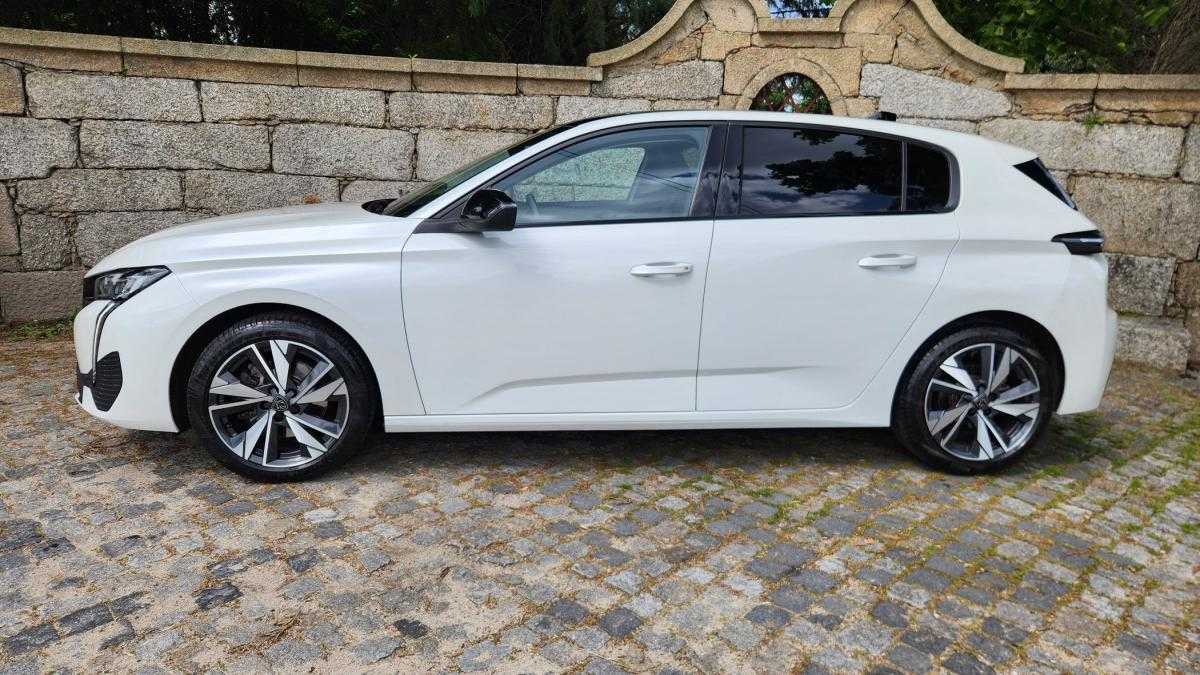 peugeot-308-2022-diesel-1499cc