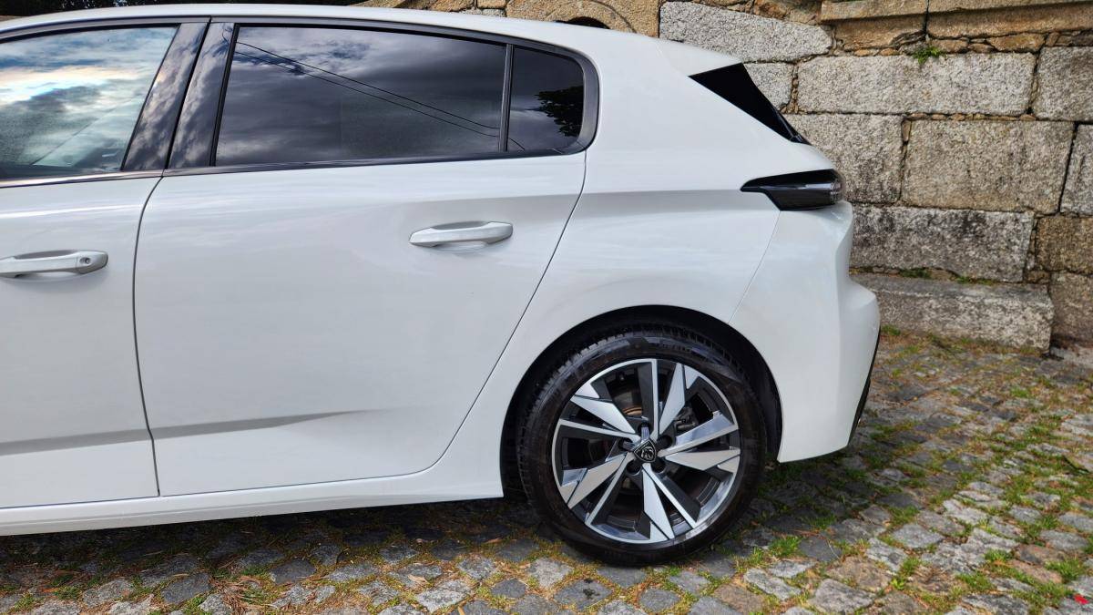 peugeot-308-2022-diesel-1499cc