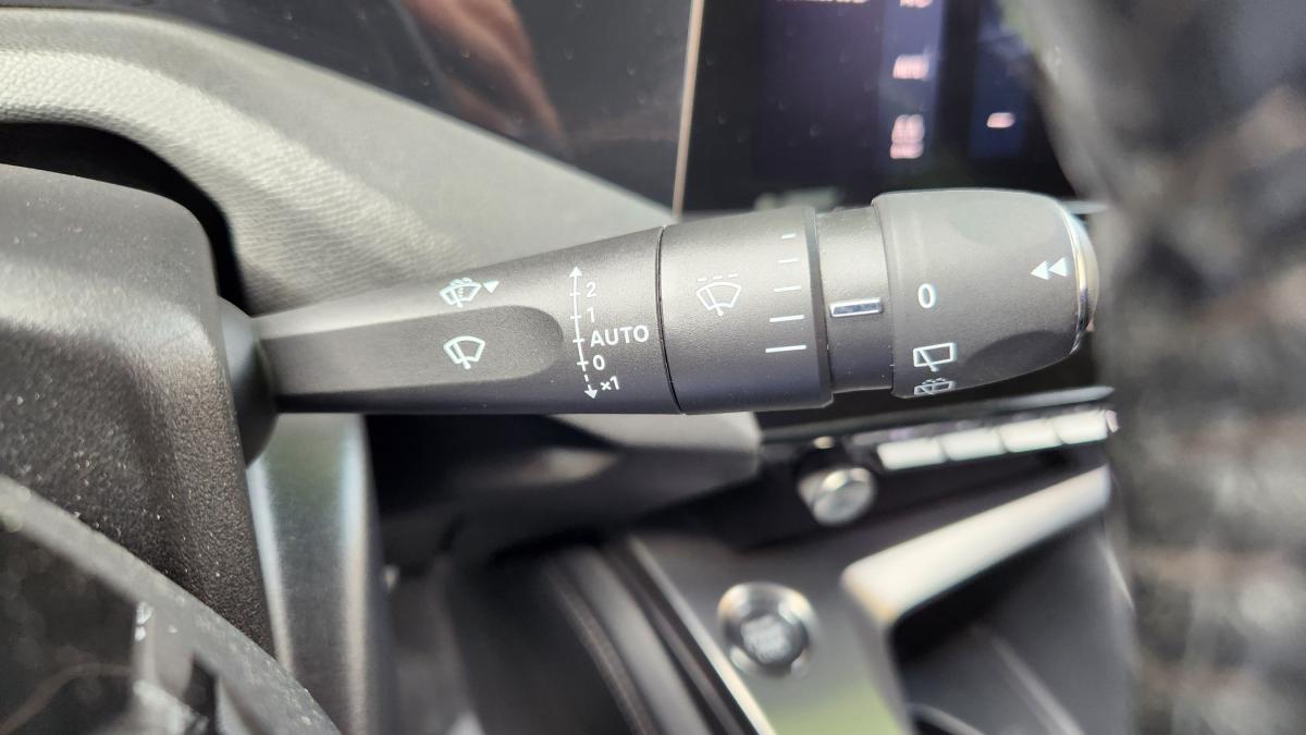 peugeot-308-2022-diesel-1499cc