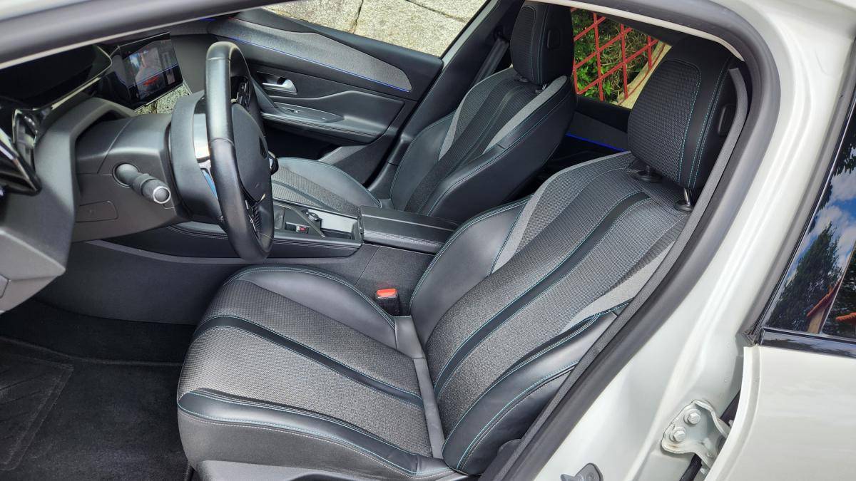 peugeot-308-2022-diesel-1499cc