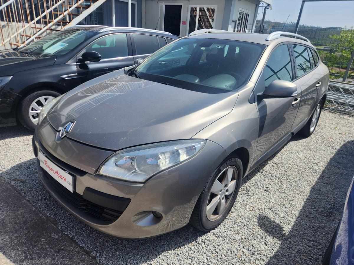 renault-megane-sport-tourer-2010-diesel-1461cc