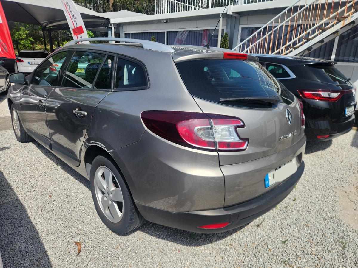 renault-megane-sport-tourer-2010-diesel-1461cc