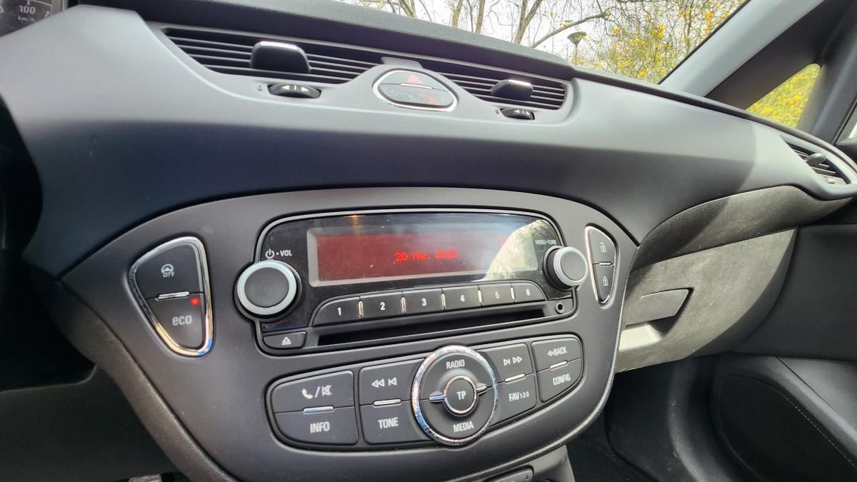 opel-corsa-2016-diesel-1248cc