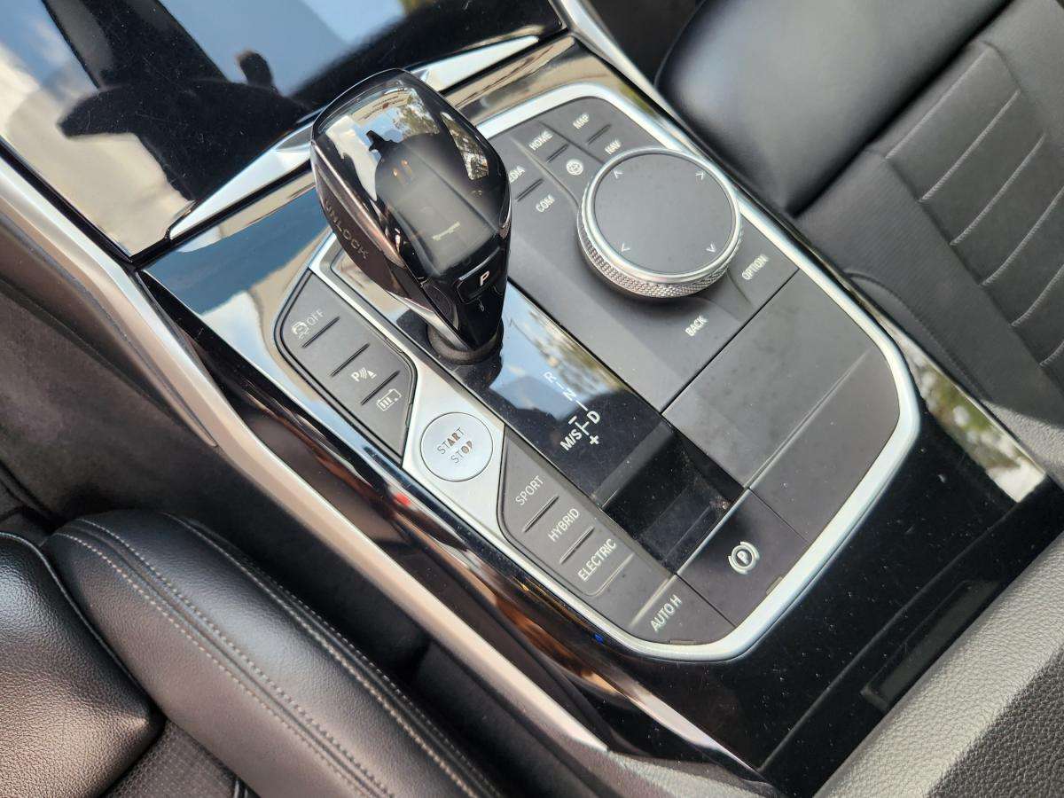 bmw-serie-3-2019-hibrido-a-gasolina-1998cc