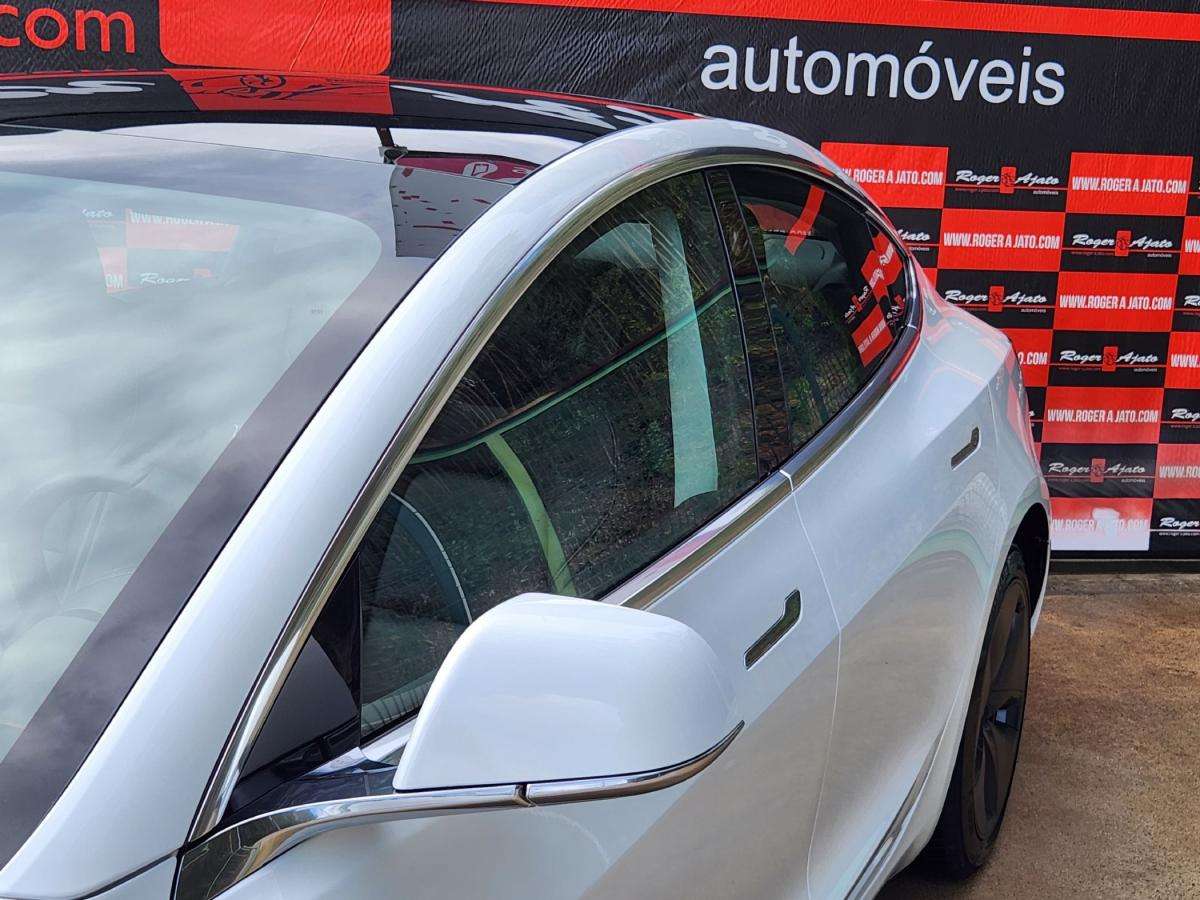 tesla-model-3-2020-eletrico-500cc