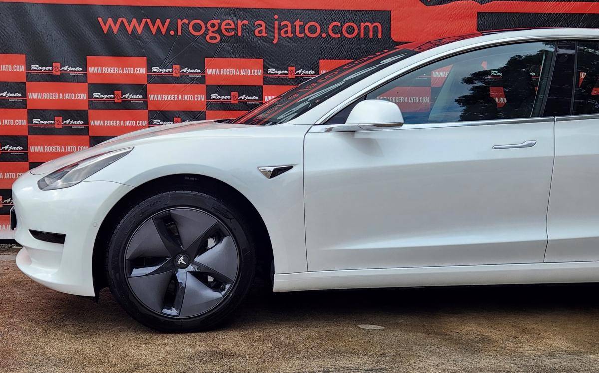 tesla-model-3-2020-eletrico-500cc
