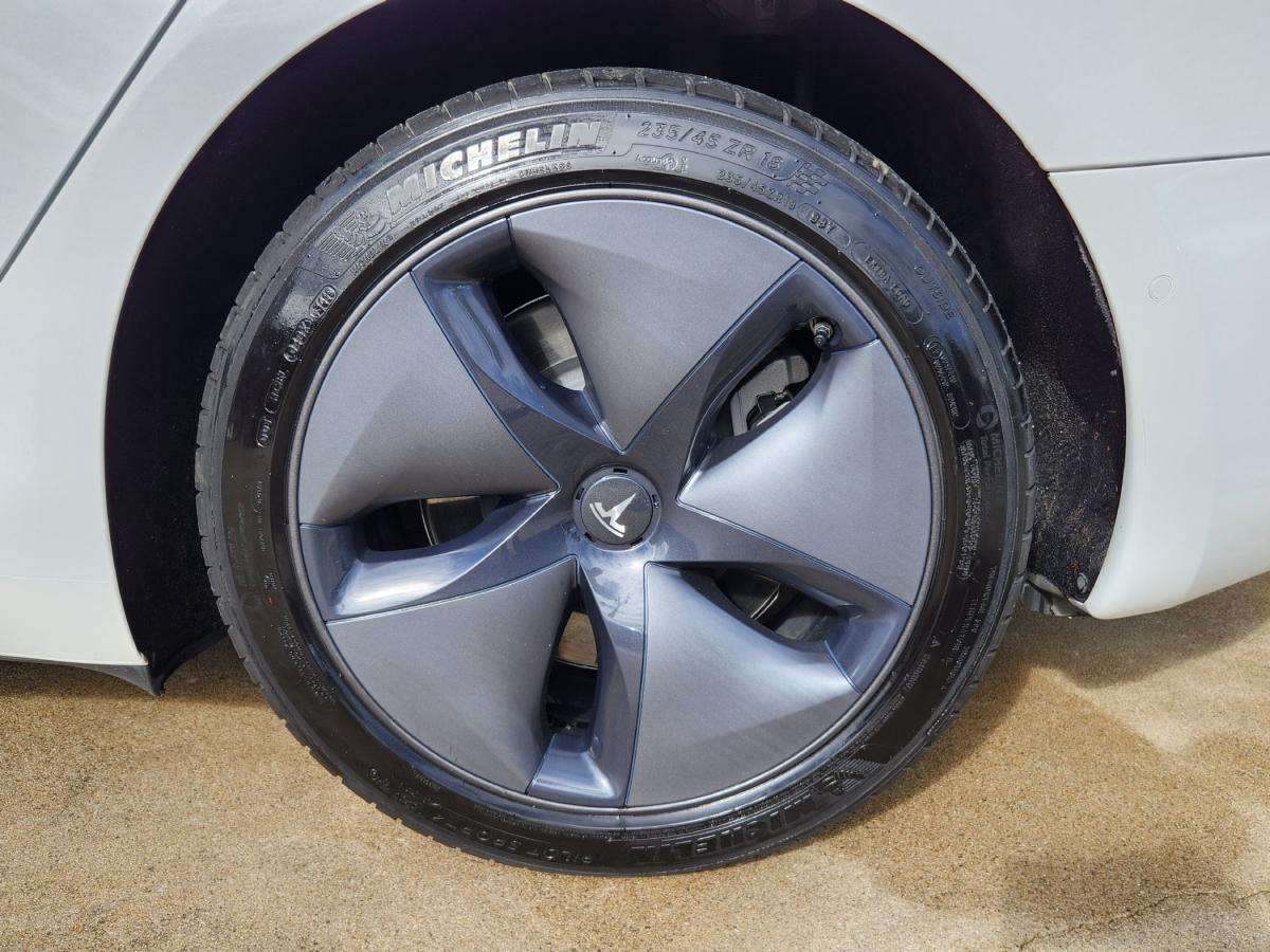 tesla-model-3-2020-eletrico-500cc