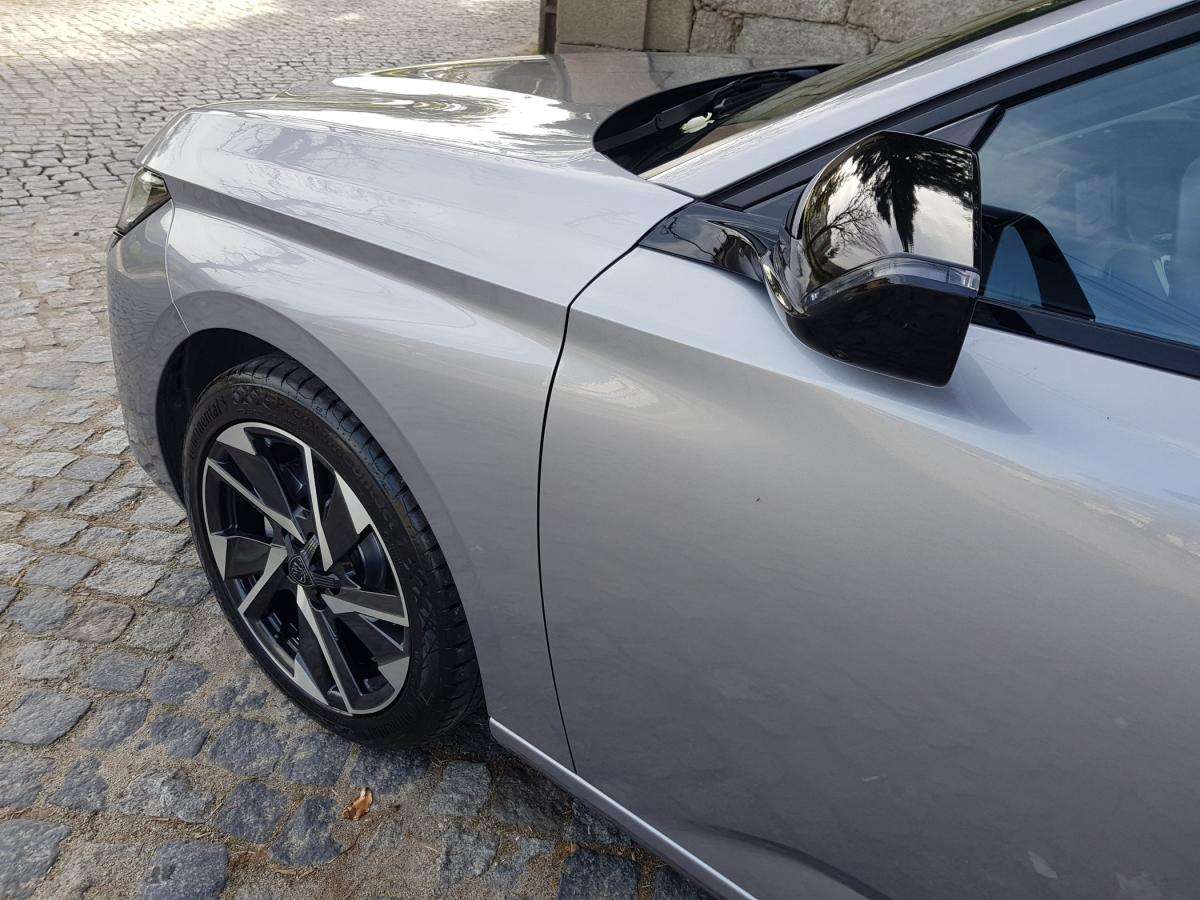 peugeot-308-2022-gasolina-1199cc