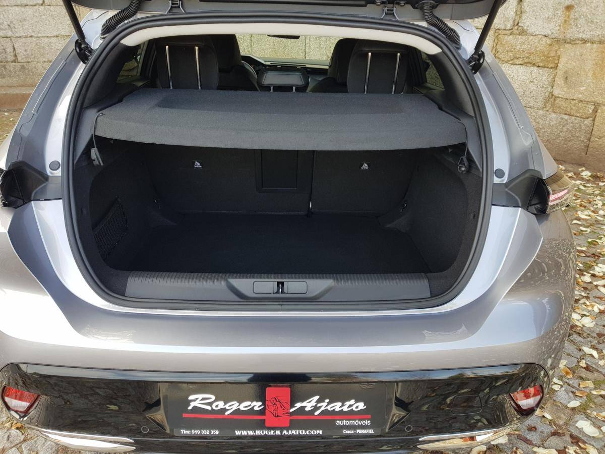 peugeot-308-2022-gasolina-1199cc